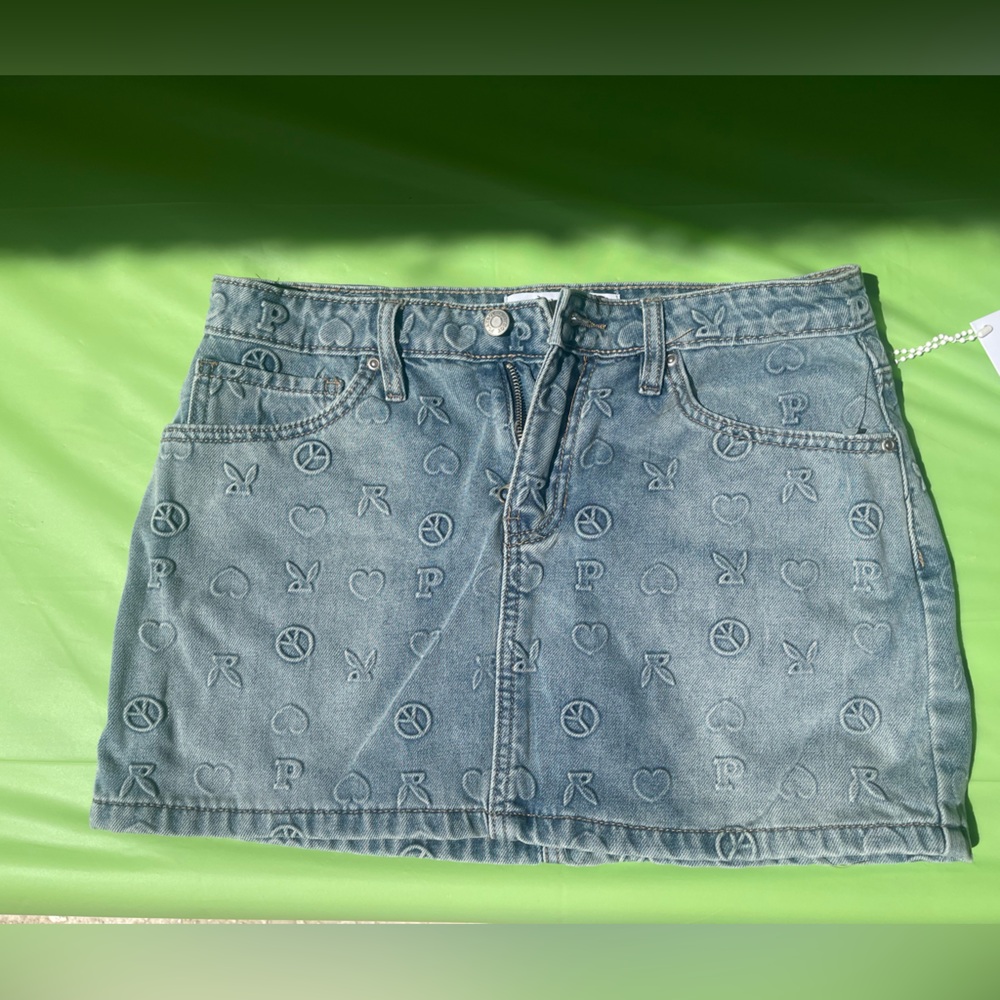PLAYBOY SKIRT SIZE 9 Juniors NEW WITH TAGS IN BLUE JEANS WITH LOGOS